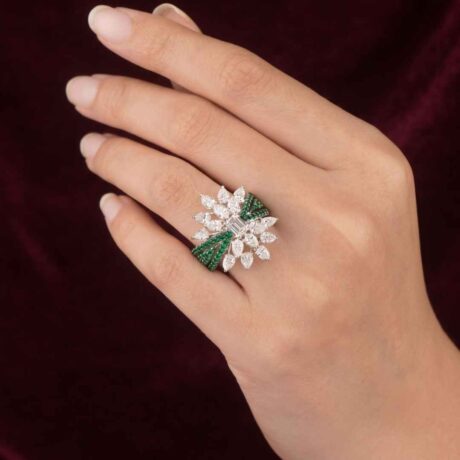 Emerald & Diamond Luxury Ring