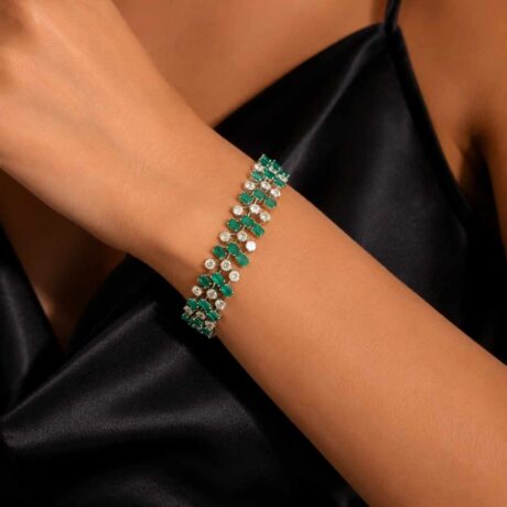 emerald-cut green Tennis bracelet